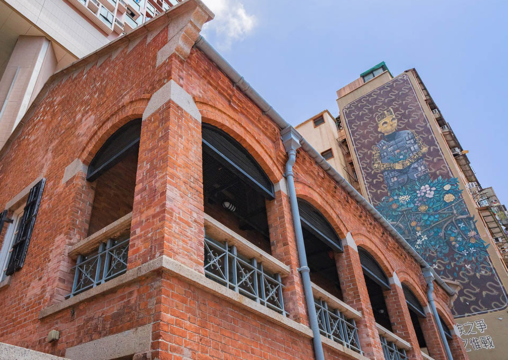 westkowloon 01 02 Red Brick Building