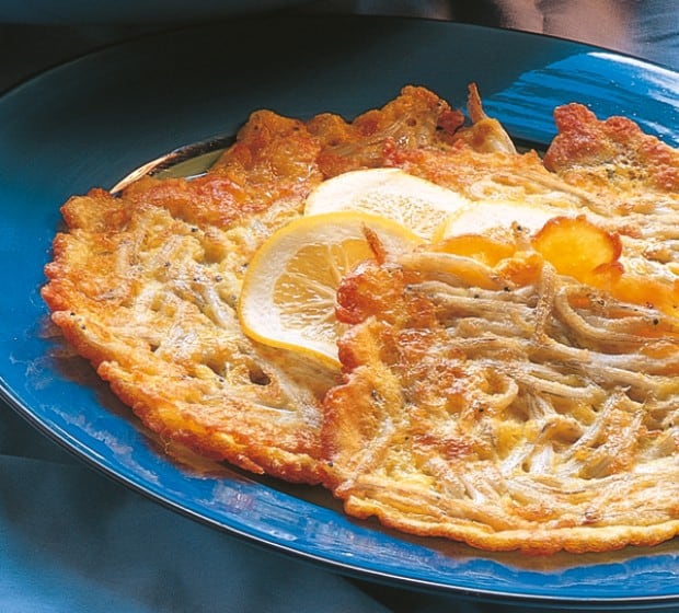 New Zealand Travel: You can also try to cook whitebait fritters