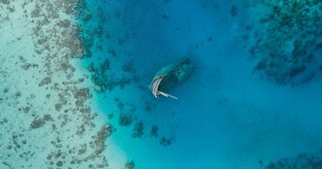 shipwreck maldives