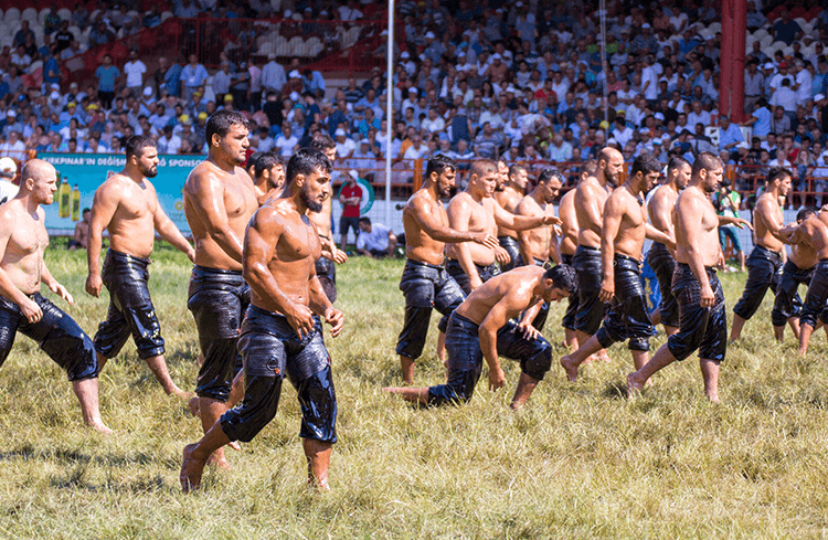 Oil wrestlers