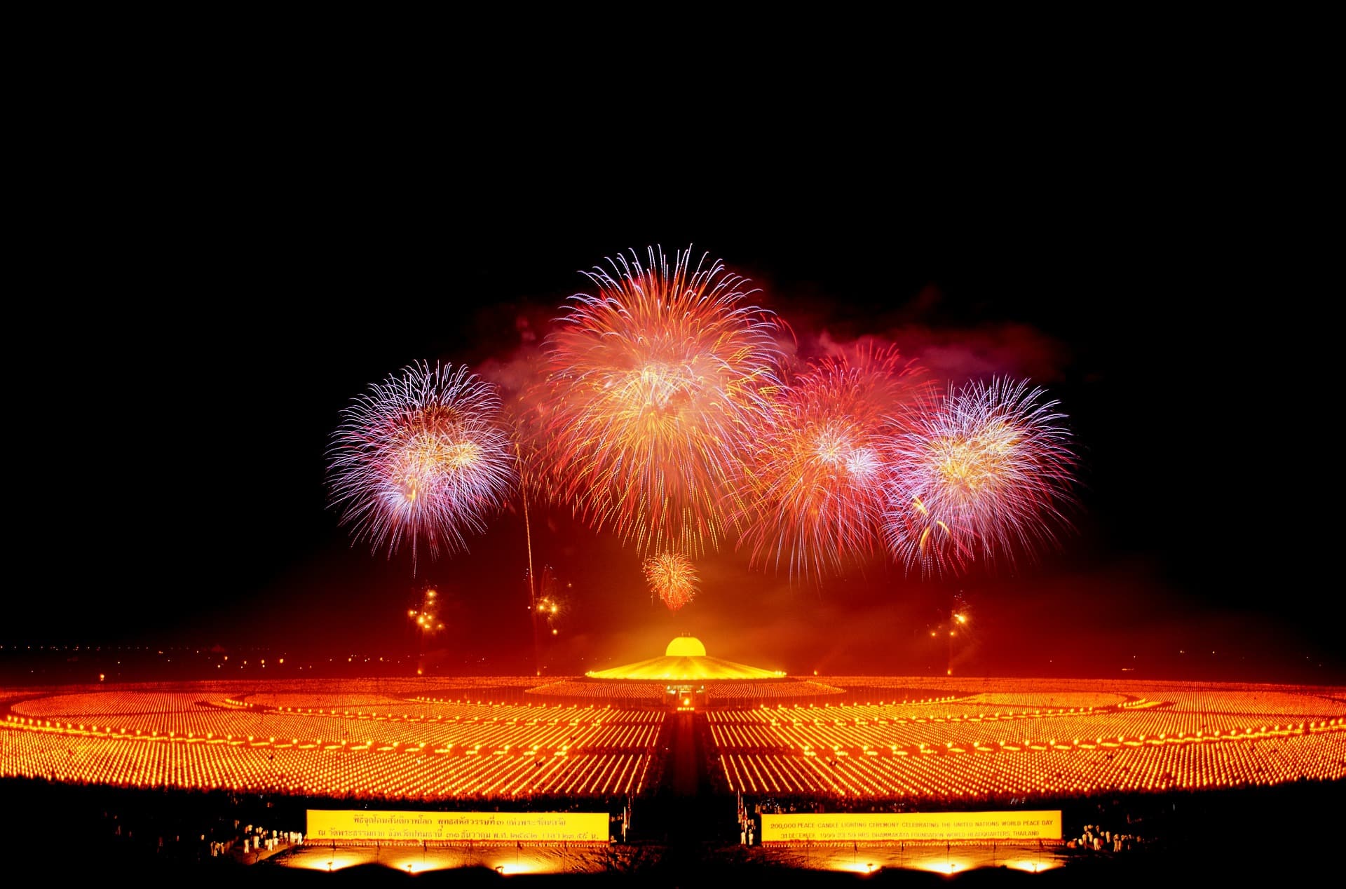 Dhammakaya Pagoda Thai Buddhism