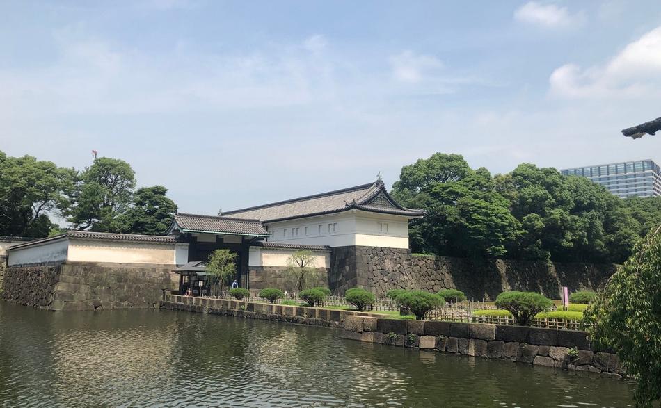 edo castle gate Tokyo Imperial Palace