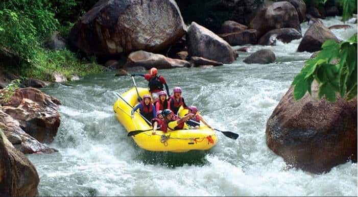 Adventure Travel: Rafting