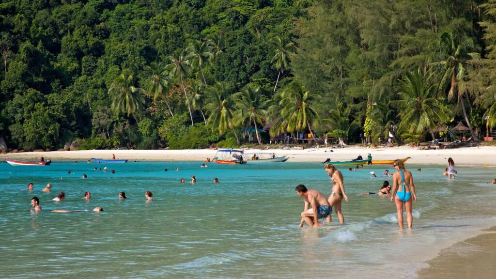 pulau perhentian-swimming