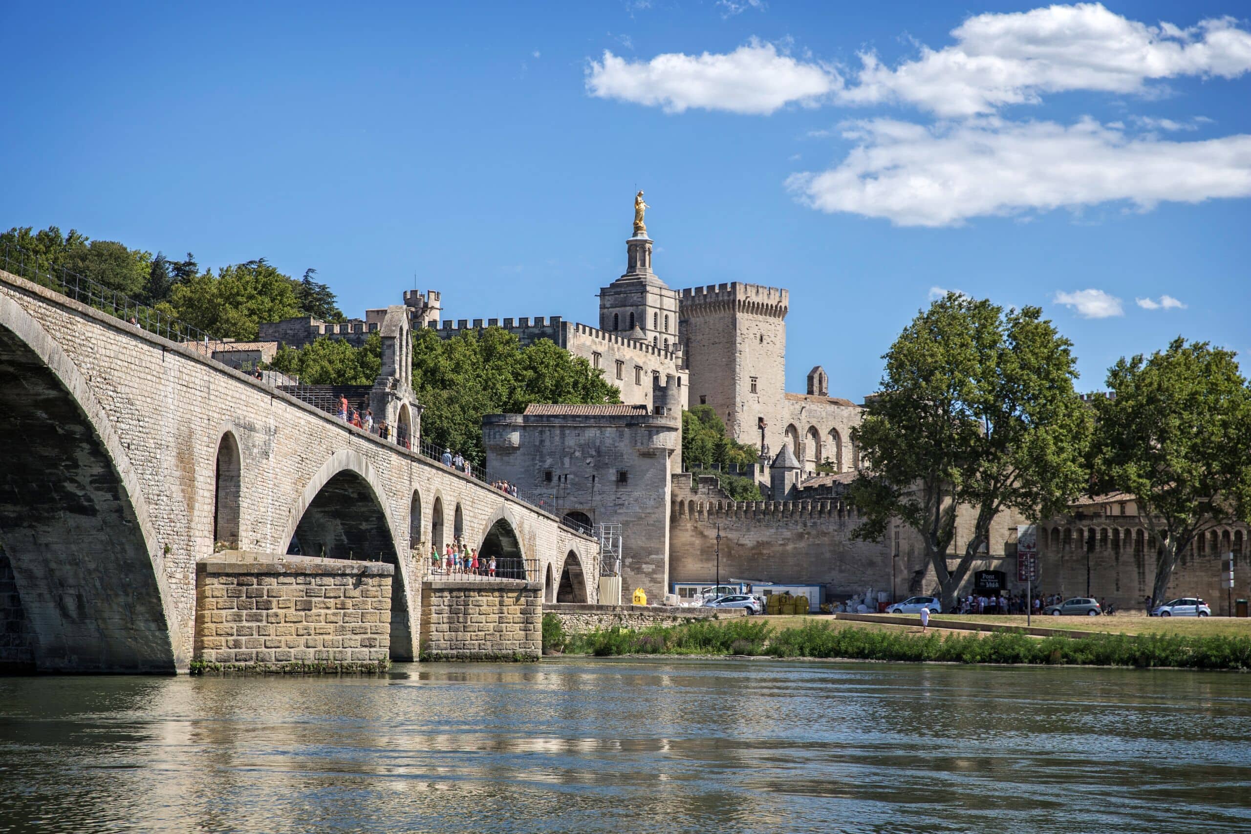 travel-to-southfrance-avignon