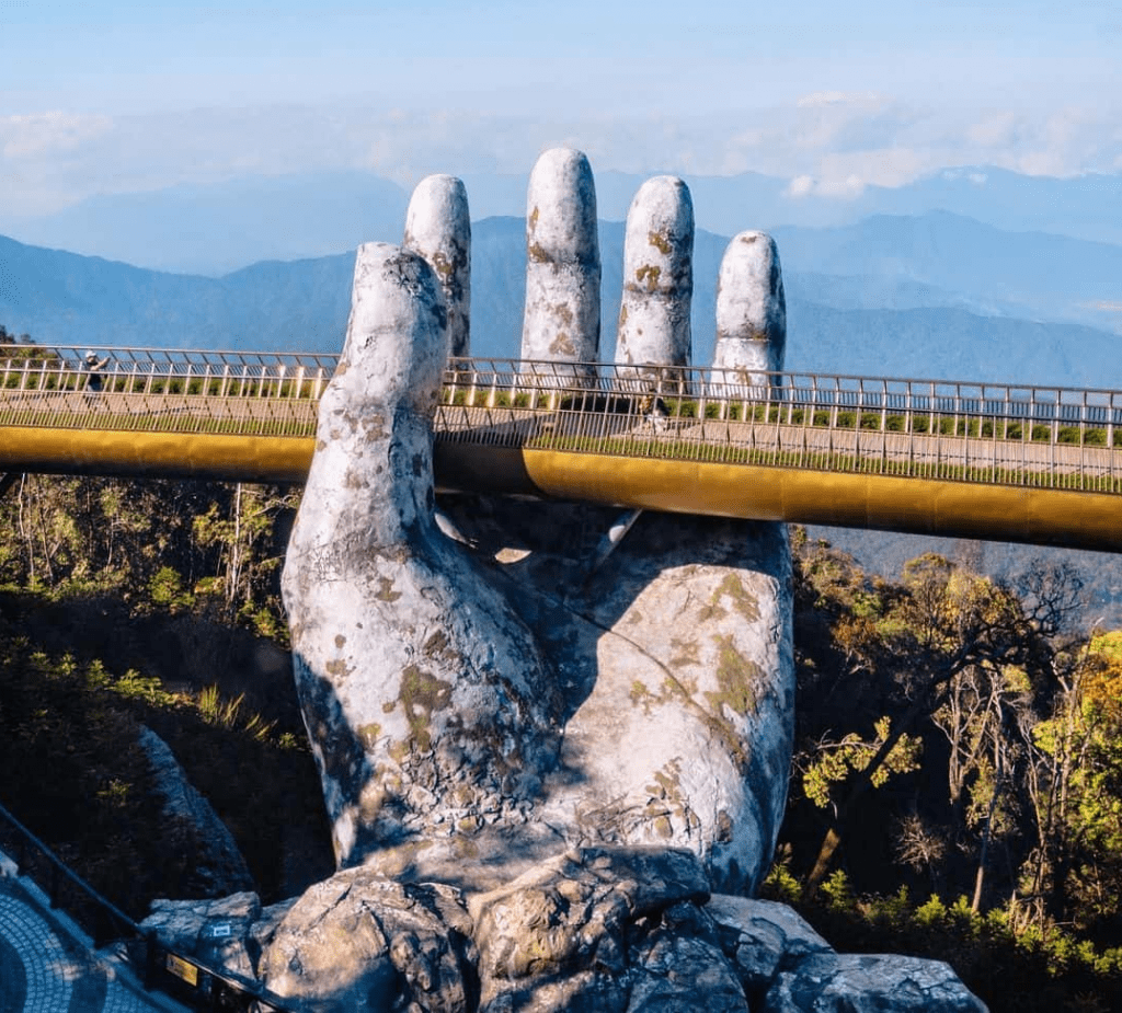 Travel takes off in Vietnam