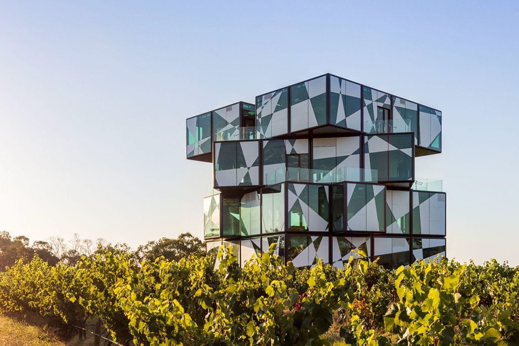 australia-south-australia-South Australia-mclaren-vale-d’arenberg-cube 