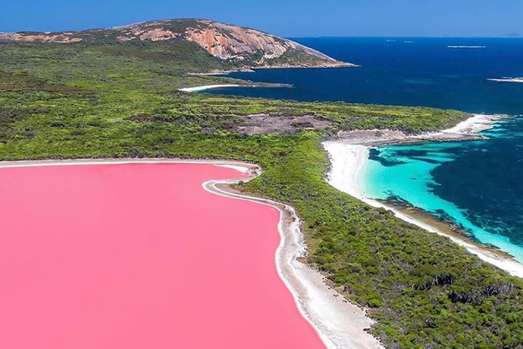 australia-western-australia-lake-hillier-middle-island