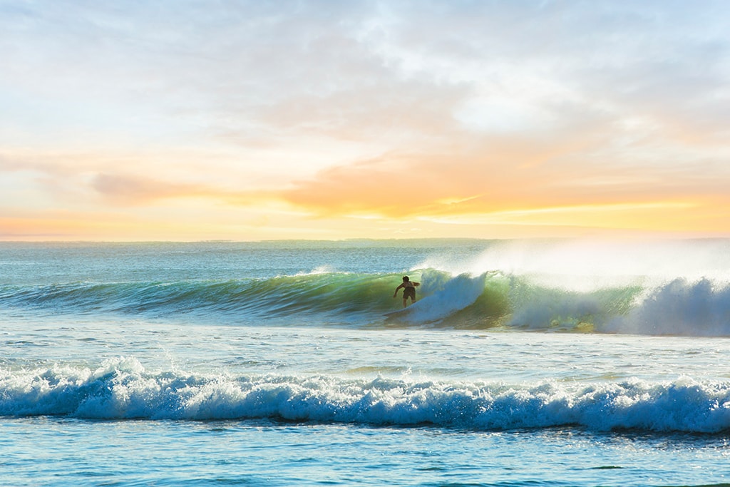 australia-nsw-manly-beach-surf