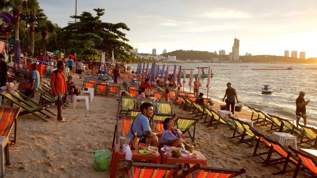 pattaya beach sunset pattaya beach-sunset