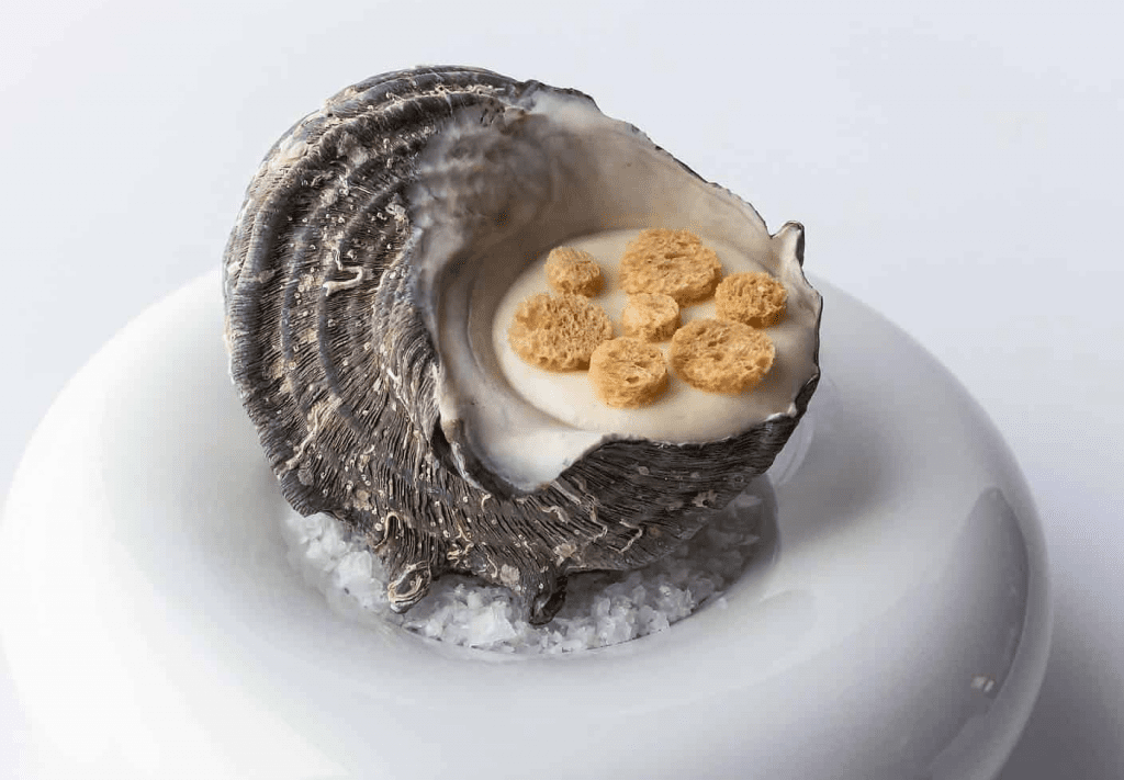 Mezzaluna is a two Michelin star restaurant in Bangkok