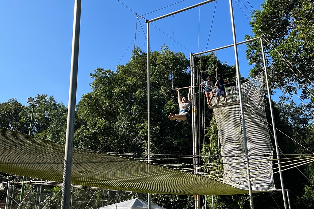 malaysia club med cherating trapeze