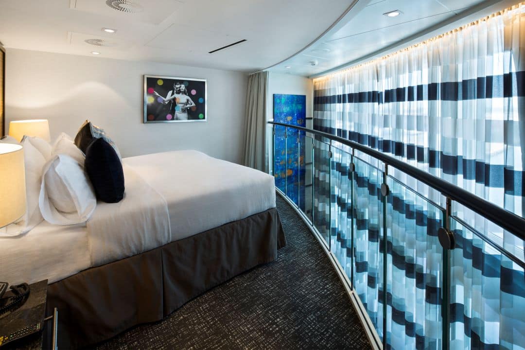 LORES RCI AN GrandLoftSuite10320 BedroomR