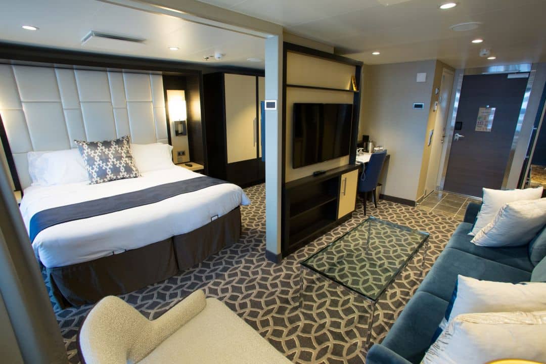 LORES RCI QN Grandsuite 1