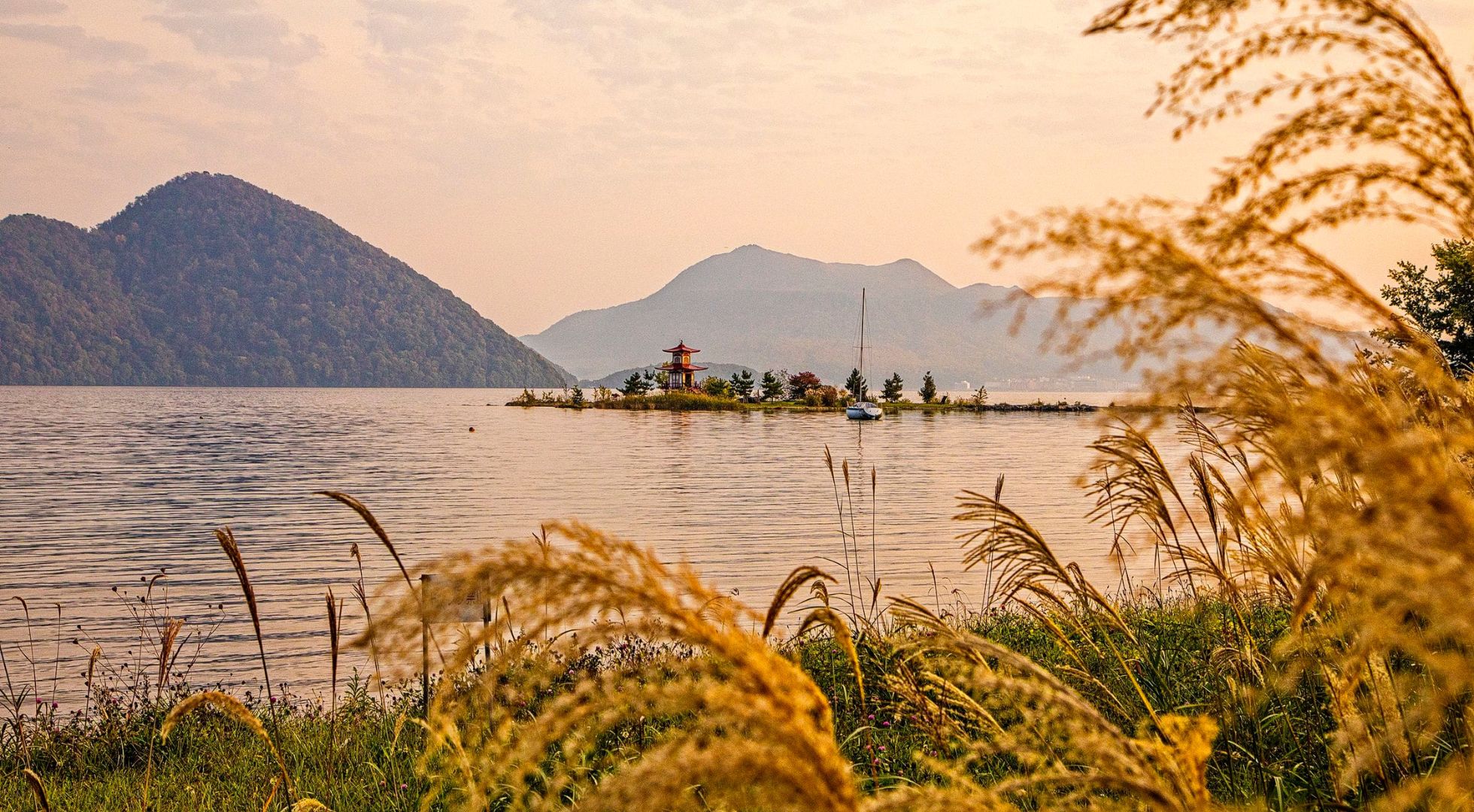 LakeToya Hokkaido Hokkaido in summer is great for outdoor activities