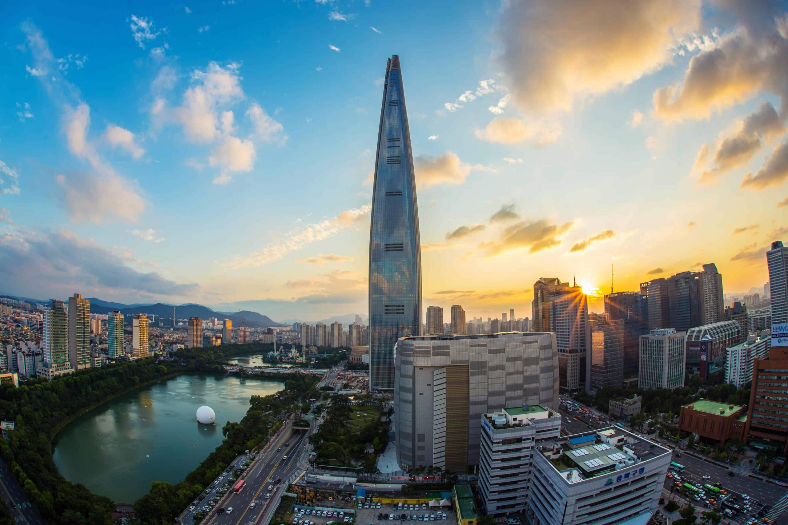 Travel tip: Amazing Vistas in Seoul in 2022 lotte_world_theme_park
