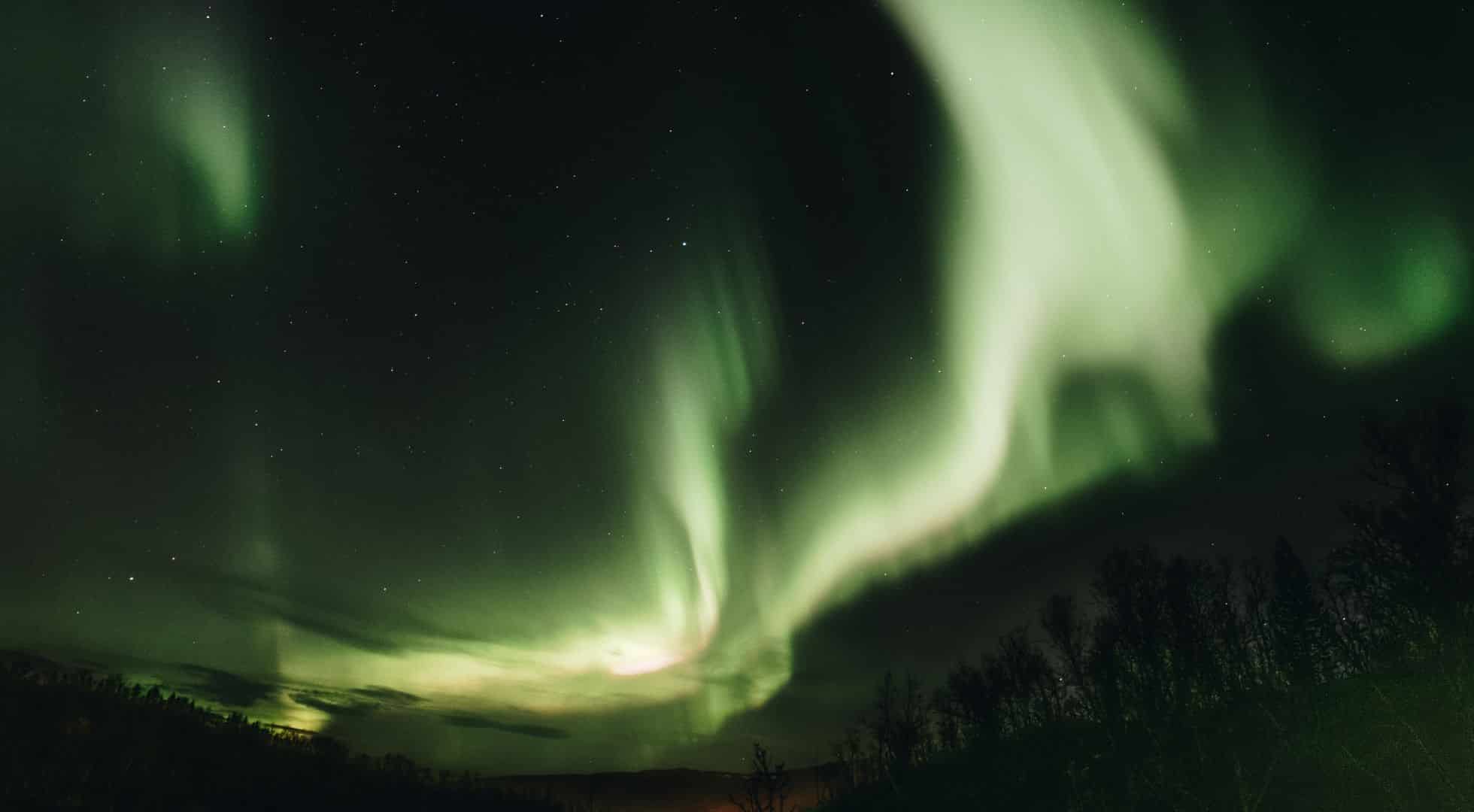 northern lights-different spectrum-tromso