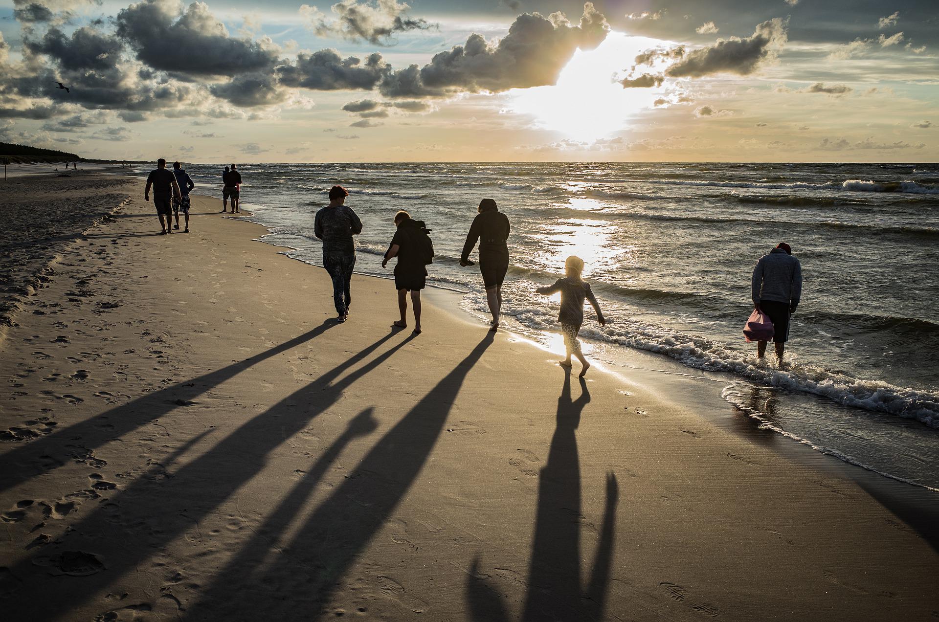 Family beach run