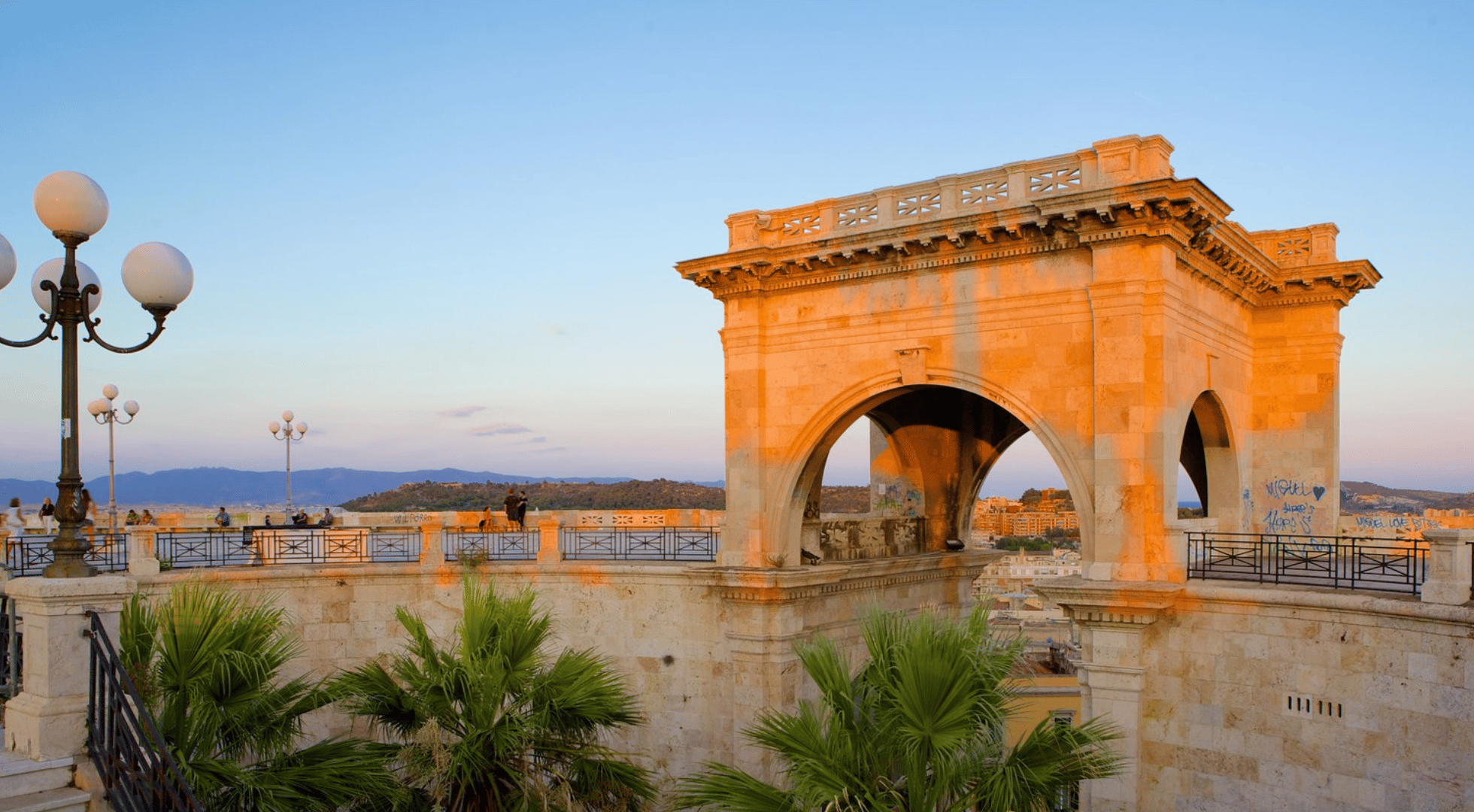 italy-travel-itinerary-bastion st remy