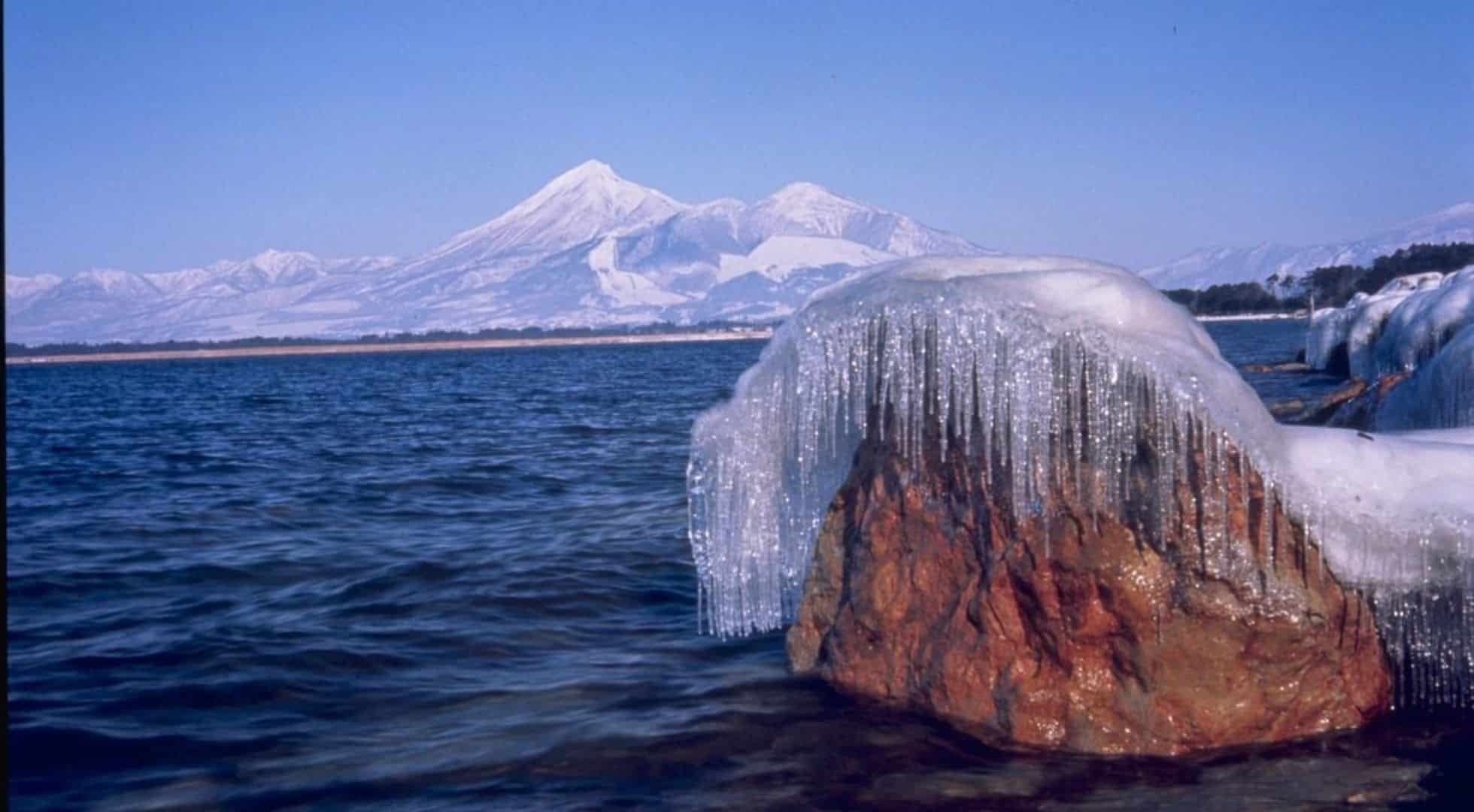 LakeInawashiro Japan Nature is beautiful during Japan snow season