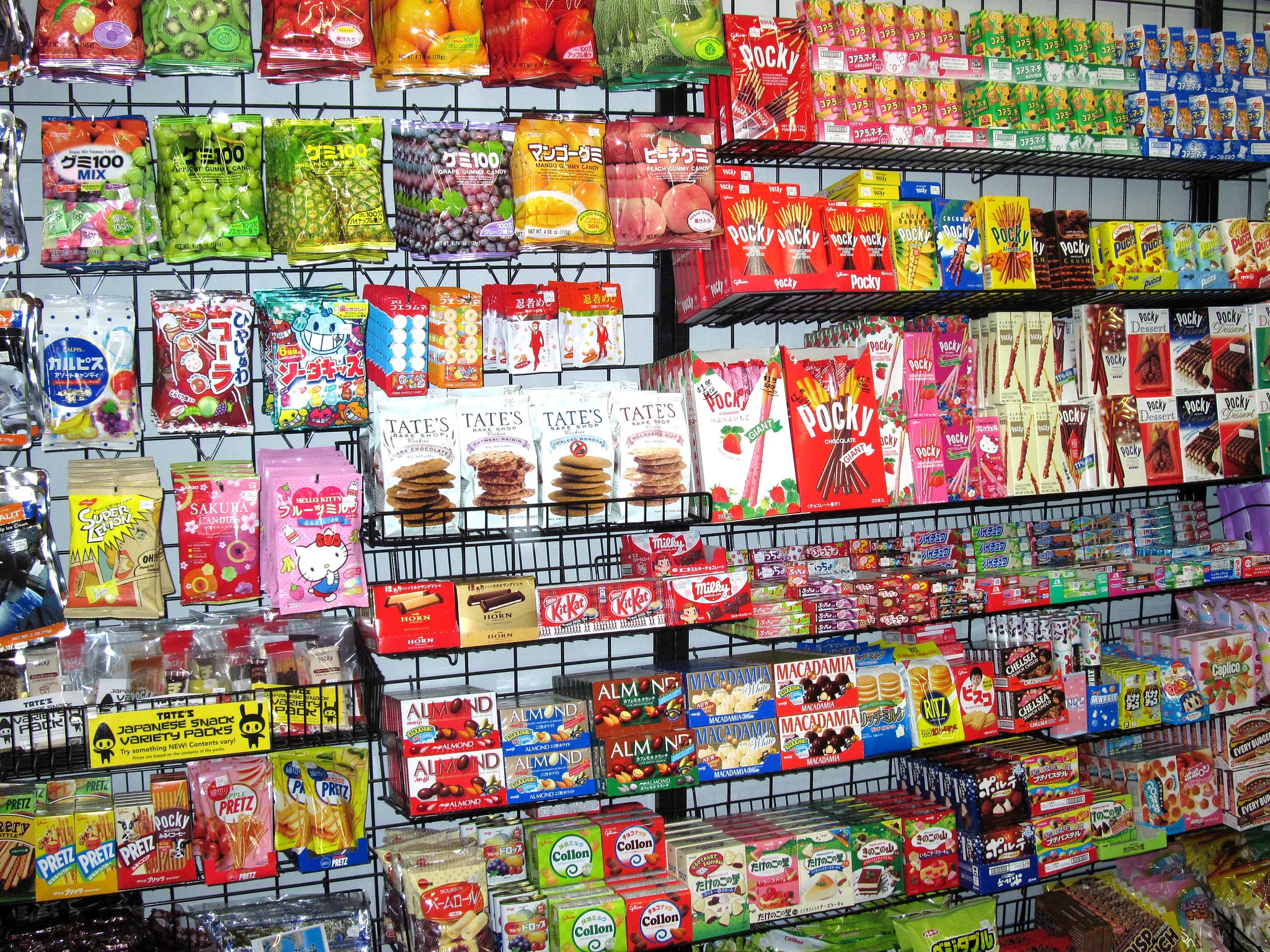 Japan Convenience Stores A Sneak Peek Into These One Of A Kind Stores Holiday Tours And Travel