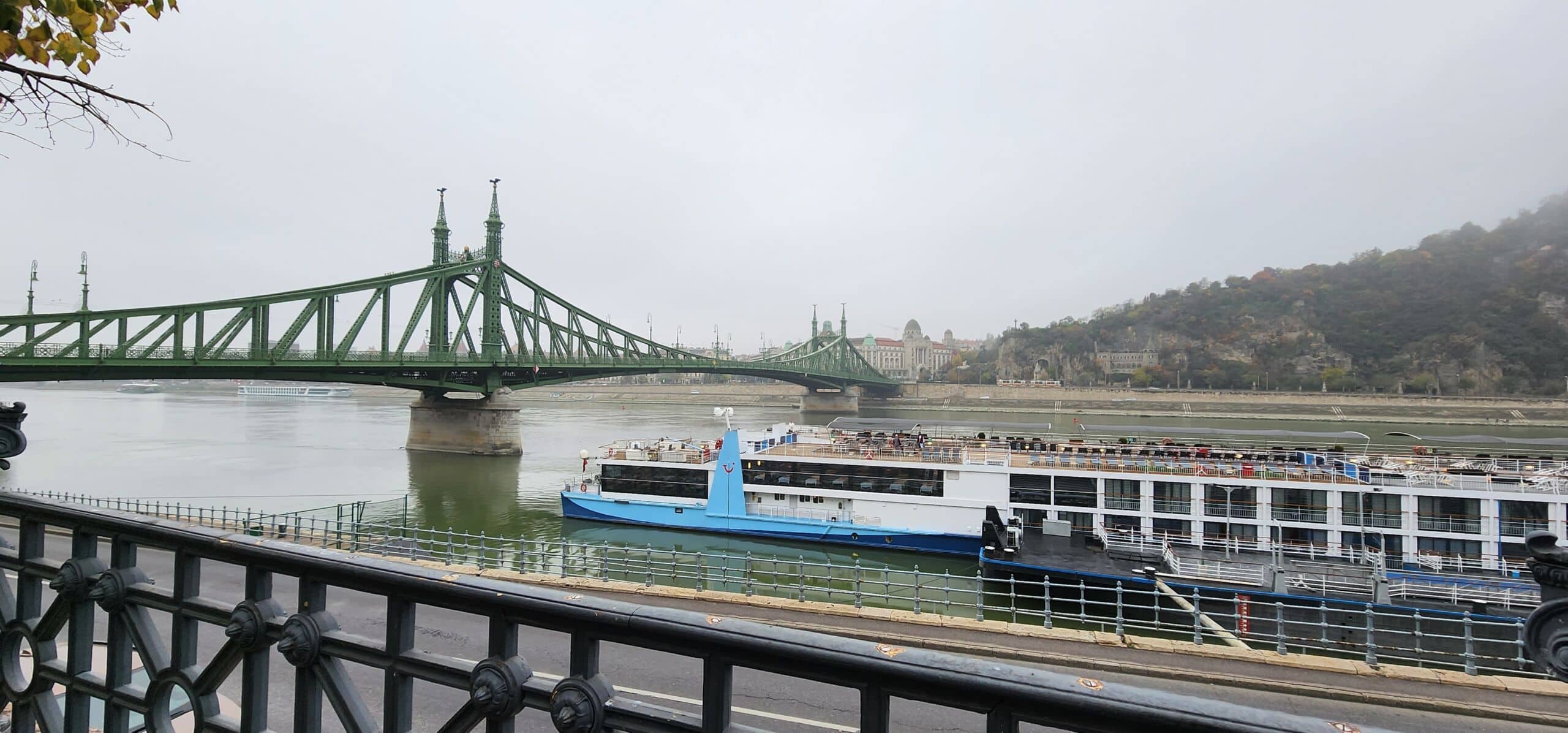 under bridge scaled river_cruise_europe