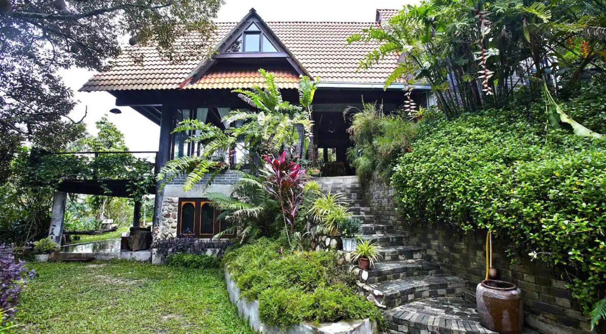 Pet-Friendly Holiday: Plassid Villa in Seremban