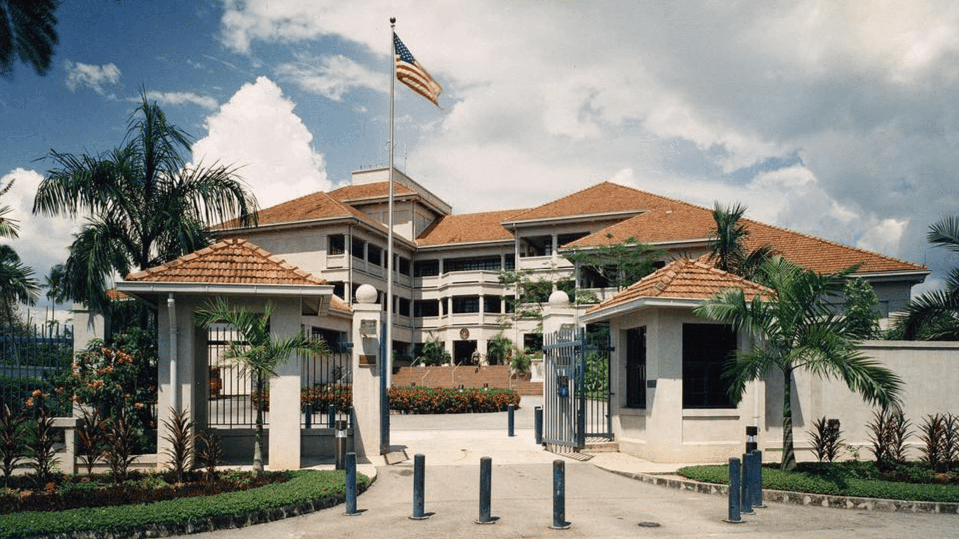 us embassy kl us visa application 2023