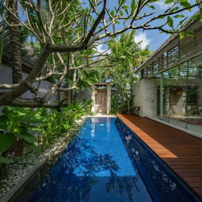villas or hotels