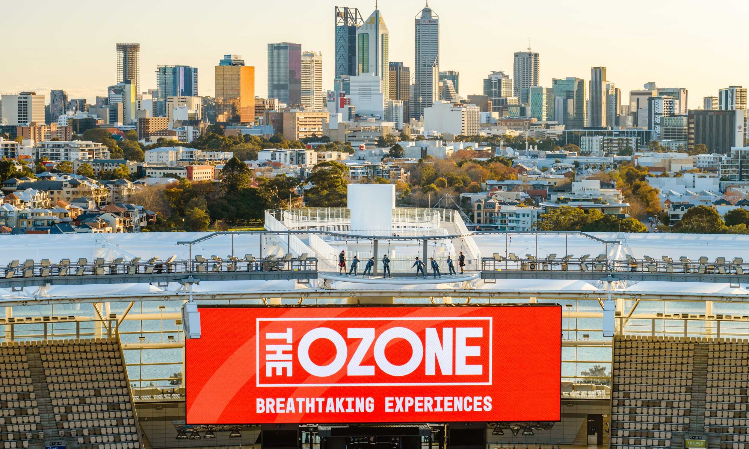 HALO ROOFTOP TOUR, THE OZONE