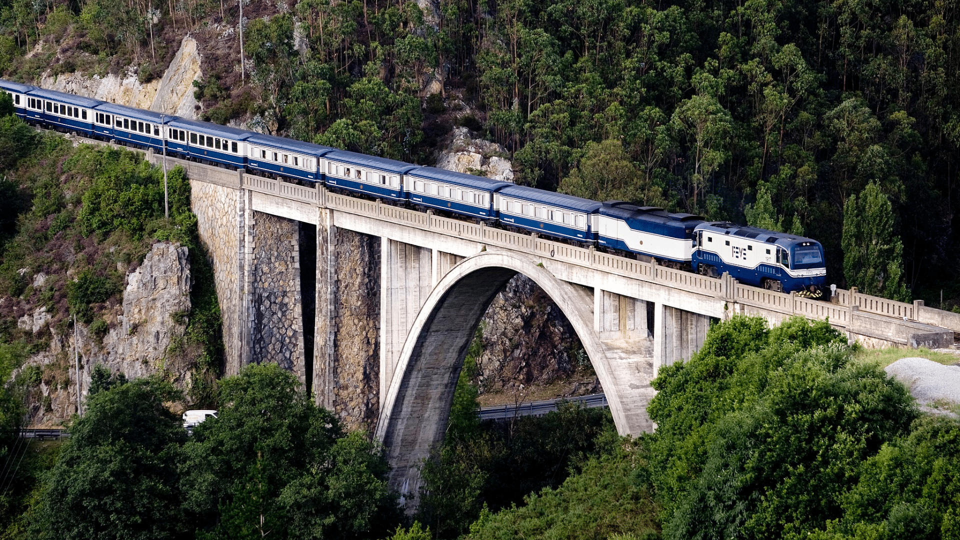 Luxury Train Club wikimedia