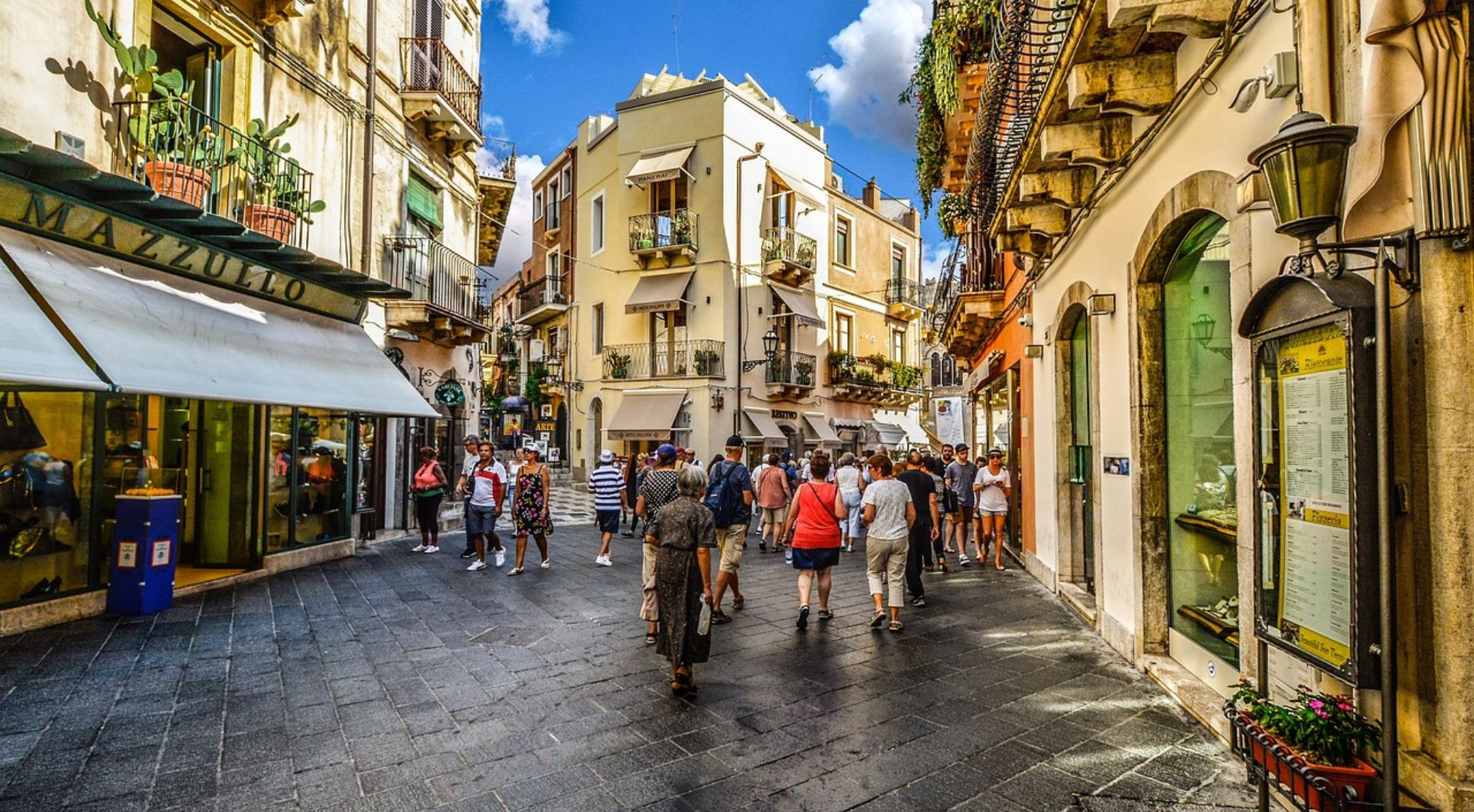 Untitled 1960 × 1080px 7 Italy travel guide image of Taormina street view.