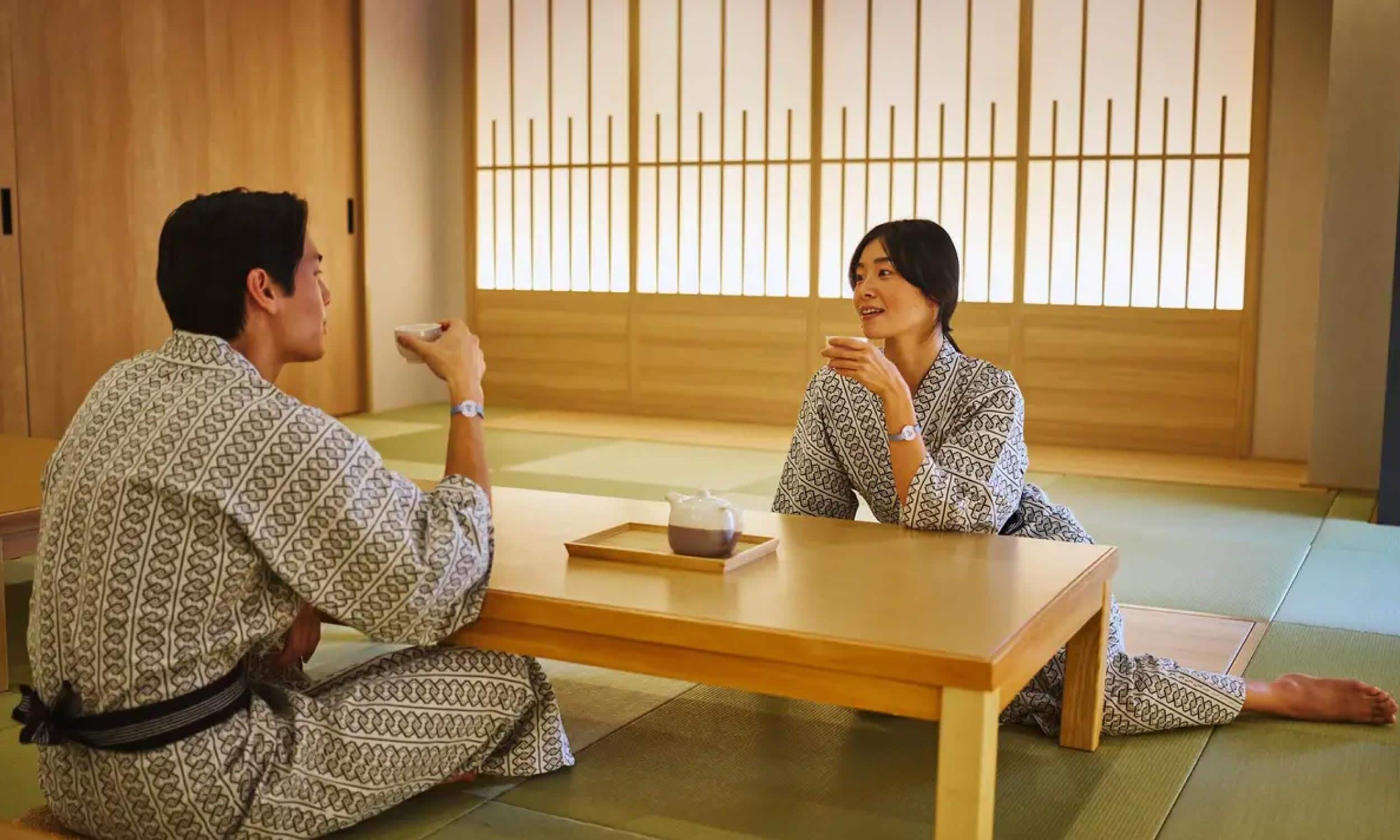 cm kiroro grand tatami couple