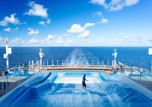 Flowrider Independence of the Seas 2