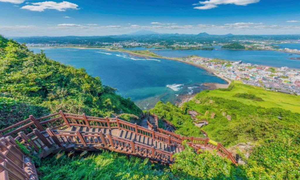 Navigator of the Seas Tokyo to Singapore Hero Image - Jeju Island, South Korea
