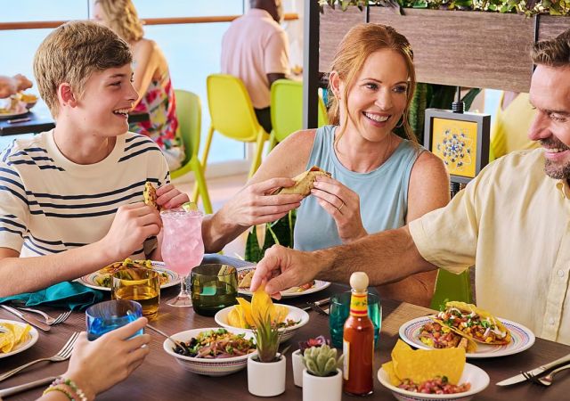 royal-caribbean-international-navigator-of-the-seas-el-loco-fresh
