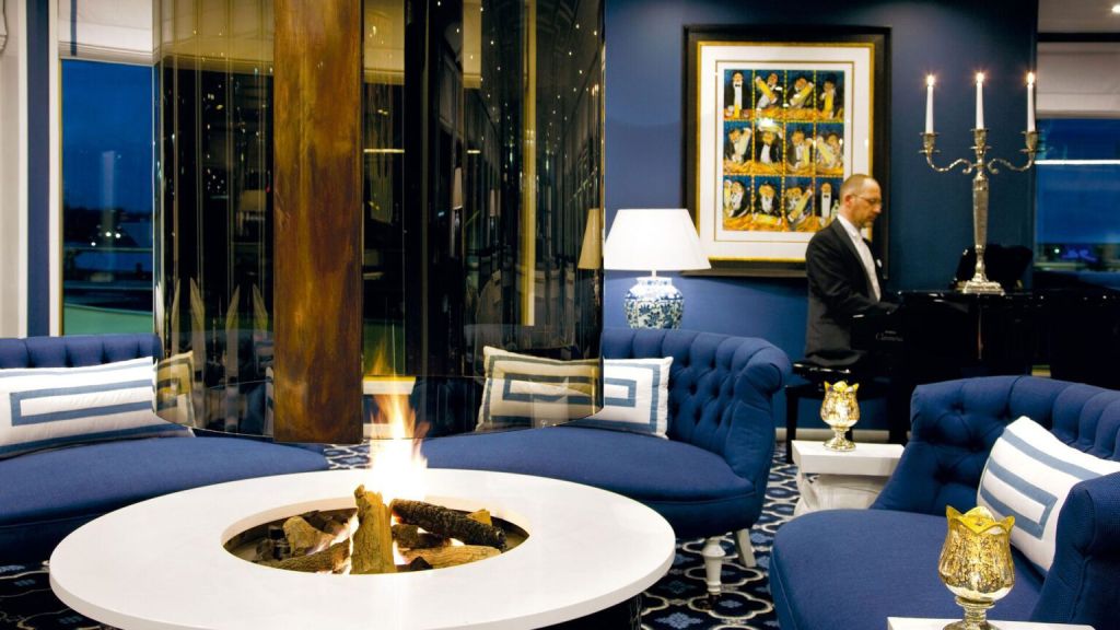 Trafalgar River Cruise Bespoke