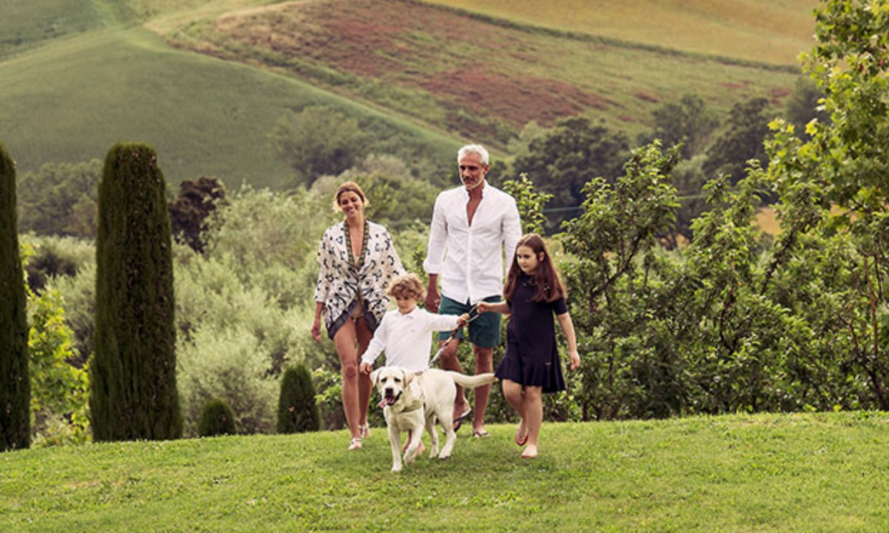 The Leading Hotels of the World Independently Owned 1