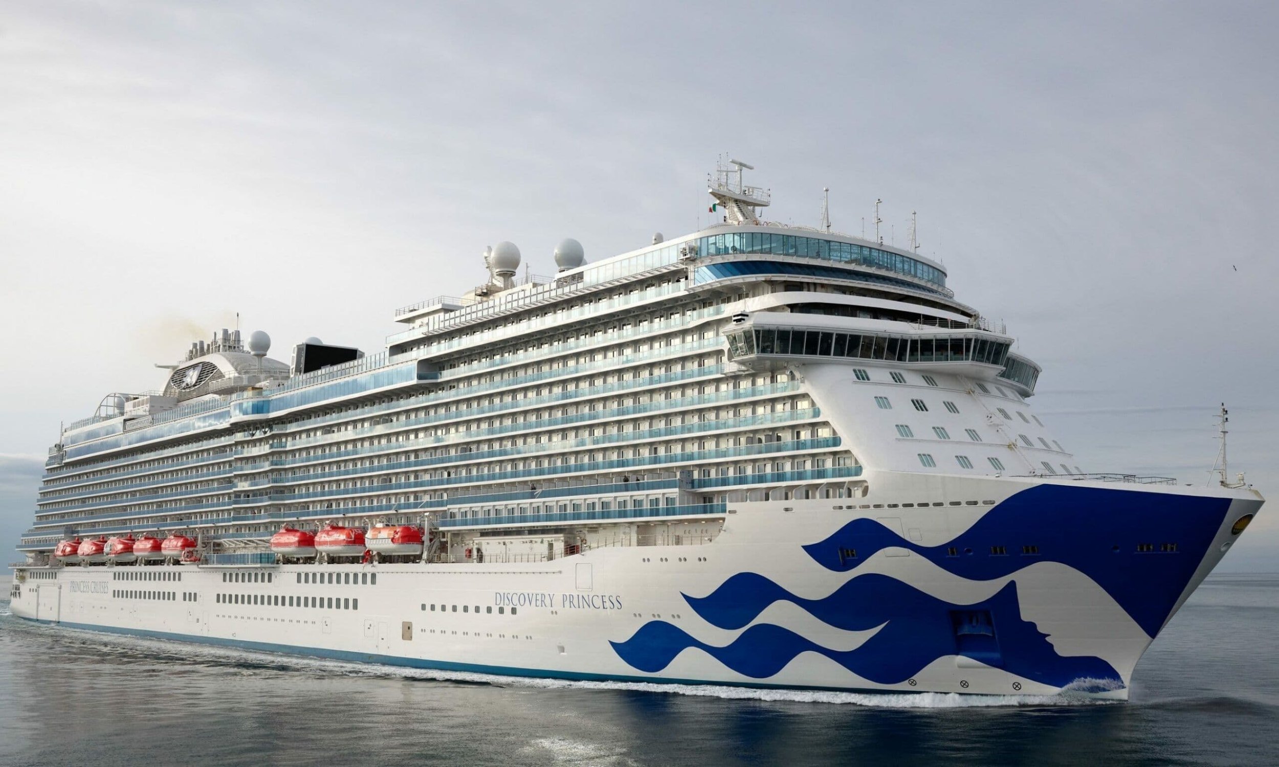 Discovery Princess exterior - Hero Image Discovery Princess exterior - Hero Image
