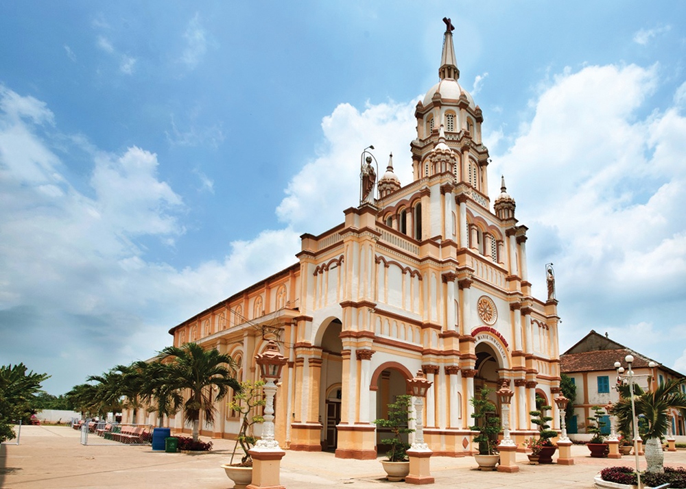 Cu Lao Gieng Church