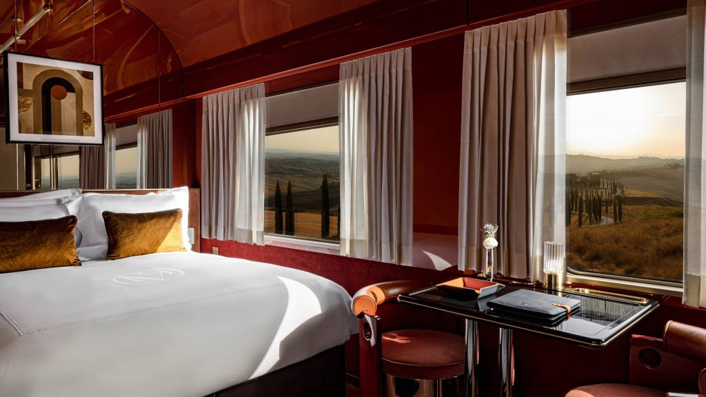 La Dolce Vita Orient Express Suite