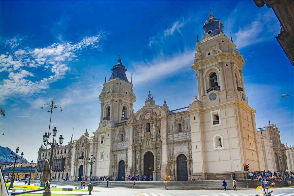 Fly cruise Lima Cathedral
