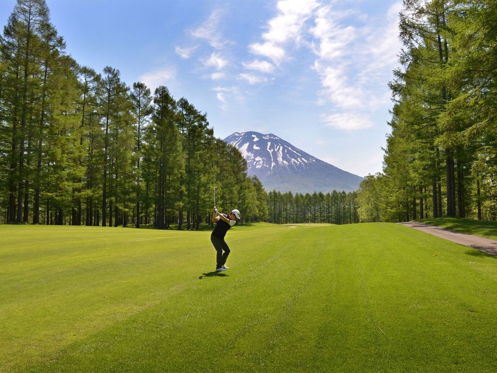 Niseko Village Tanuki Golf Invitational