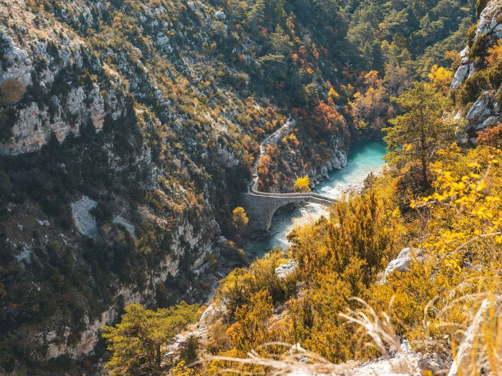 Autumn Travel