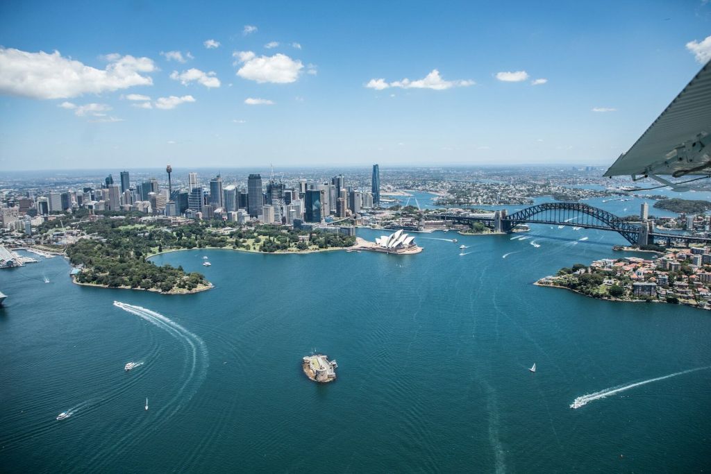 See Sydney Free and Easy See Sydney Free and Easy